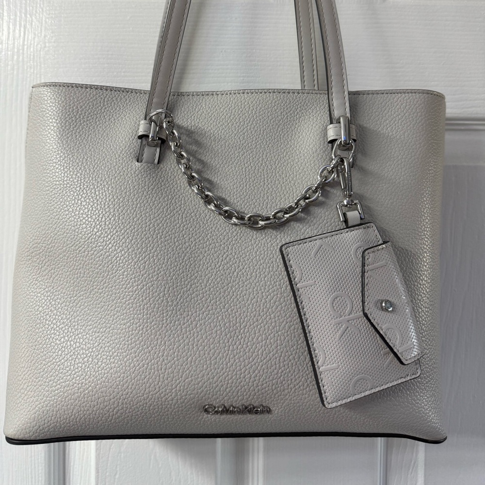 Calvin Klein Grey Tote 👜